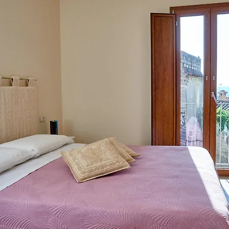 Pensjonat Casa Masuri, Affittacamere *